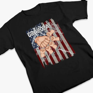 Ce grand-père génial appartient à - T-shirt unisexe personnalisé, sweat à capuche, sweat-shirt - 4 juillet, fête des pères, cadeau pour papa, grand-père