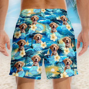 Short de plage hawaïen personnalisé avec photo « Pattes de sable et cœurs heureux » pour chien et chat, motif tropical Aloha, pour homme - Cadeau idéal pour les vacances d'été, les anniversaires et les amoureux des animaux.