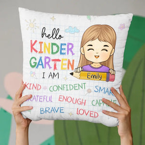 Bonjour, je suis à la maternelle ! Coussin personnalisé pour enfant ! Cadeau pour la rentrée scolaire