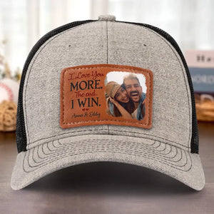 Photo personnalisée « J'aime plus la fin que je gagne » - Chapeau en cuir personnalisé pour couple - Cadeau pour mari et femme, anniversaire