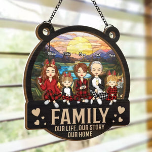 La famille est au cœur de Noël - Attrape-soleil personnalisé pour fenêtre - Cadeau de Noël pour les membres de la famille