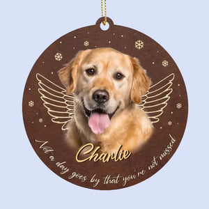 Photo personnalisée « Tu me manques à chaque battement de cœur » - Ornement commémoratif en cuir personnalisé - Cadeau de Noël, cadeau de condoléances pour les propriétaires d'animaux et les amoureux des animaux
