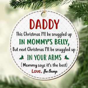 Ce Noël, je serai blotti dans le ventre de maman - Ornement en cuir personnalisé pour la famille - Cadeau de Noël pour les membres de la famille, les bébés, les nouveau-nés