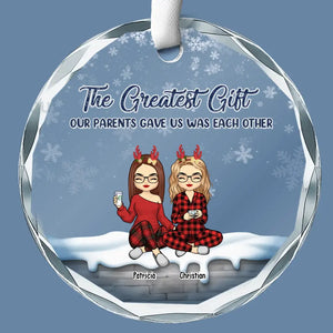 Le plus beau cadeau que nos parents nous ont offert – Ornement en verre personnalisé en forme de cercle pour la famille – Cadeau de Noël pour les membres de la famille