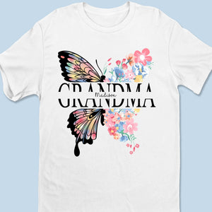 Gracieux comme un papillon, fort comme une grand-mère - T-shirt unisexe personnalisé pour la famille, t-shirt premium, sweat à capuche - Fête des Mères, cadeau pour maman, grand-mère