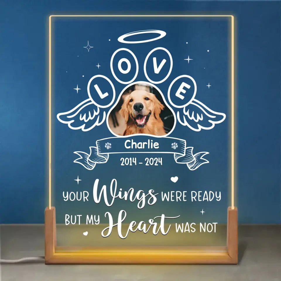 Photo personnalisée avec empreintes de pattes sur nos cœurs - Veilleuse LED 3D en noyer personnalisée et personnalisée - Cadeau de condoléances pour les propriétaires et les amoureux des animaux