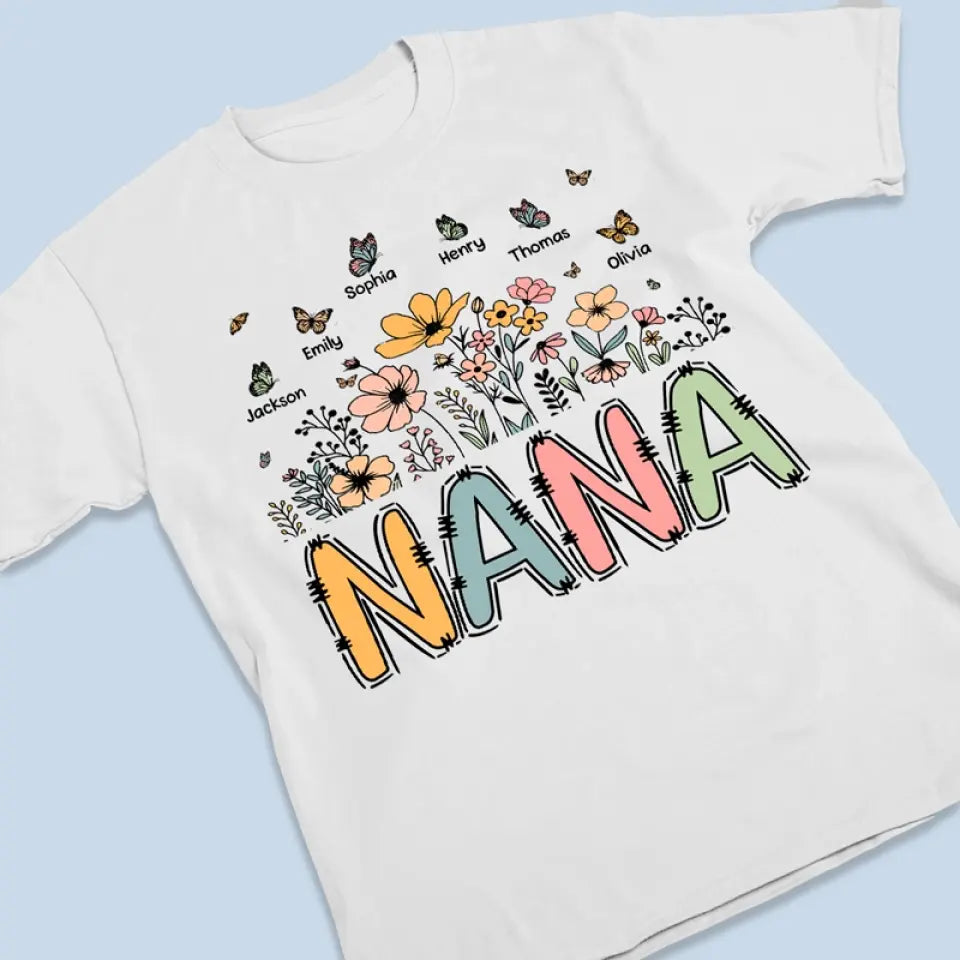 Une famille solidaire est ce qui construit un foyer - T-shirt, sweat à capuche, sweat-shirt unisexe personnalisé pour la famille - Cadeau pour la fête des mères, pour maman, grand-mère