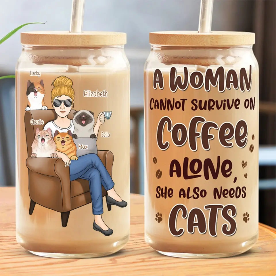 Une femme ne peut pas survivre avec seulement du café ! Tasse en verre personnalisée pour chien et chat, tasse à café glacé ! Cadeau pour la fête des Mères, pour les propriétaires d'animaux et les amoureux des animaux.