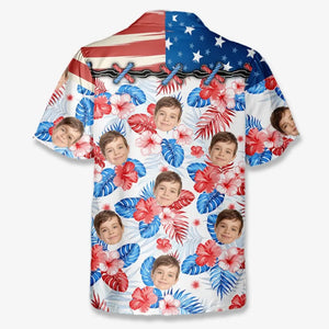 Photo personnalisée C'est l'heure d'été pour notre famille - Chemise hawaïenne tropicale unisexe personnalisée pour la famille - Cadeau de vacances d'été, cadeau pour les membres de la famille