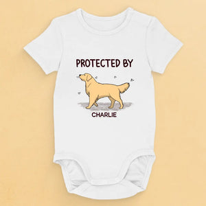 Protégé par le fidèle gardien - Body bébé personnalisé avec chien - Cadeau de naissance, cadeau pour les propriétaires d'animaux et les amoureux des animaux