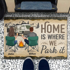 Conduisez lentement, les campeurs ivres comptent ! Tapis décoratif personnalisé pour la maison et le camping ! Cadeau de pendaison de crémaillère pour mari, femme et amoureux du camping.