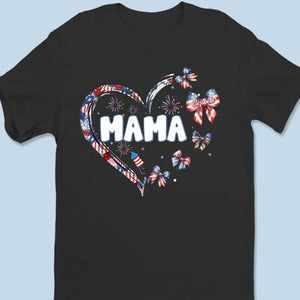 L'amour d'une mère est éternel - T-shirt, sweat à capuche, sweat-shirt unisexe personnalisé pour la famille - 4 juillet, cadeau pour maman, grand-mère