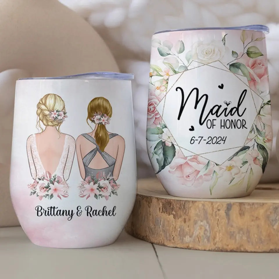 Une demoiselle d'honneur heureuse fait une mariée heureuse - Verre à vin personnalisé Bestie - Cadeau de mariage, cadeau de demoiselle d'honneur pour meilleures amies, meilleures amies, sœurs
