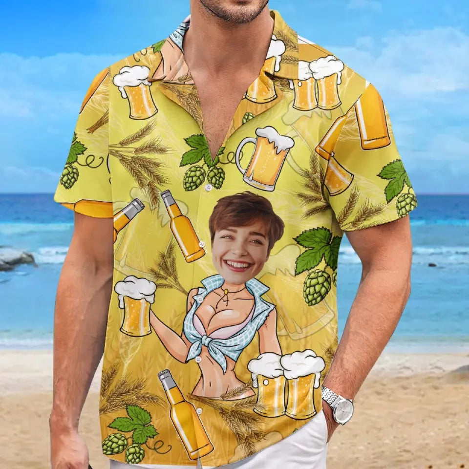 T-shirt hawaïen unisexe personnalisé avec photo « L'amour est dans l'air de l'été » - Cadeau pour les vacances d'été, pour mari et femme, pour un anniversaire