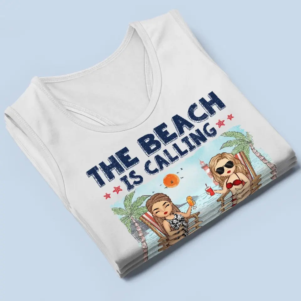 La plage nous appelle et nous devons y aller - Débardeur dos nageur personnalisé Bestie - Cadeau pour meilleures amies, meilleures amies, sœurs