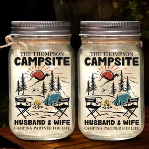 Créez des souvenirs, un emplacement à la fois ! Lampe de camping personnalisée en pot Mason ! Cadeau pour couple, mari, femme, amoureux du camping.