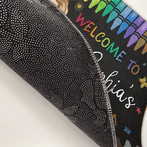Bienvenue dans notre salle de classe - Tapis décoratif personnalisé pour la maison - Cadeau de pendaison de crémaillère pour l'enseignant