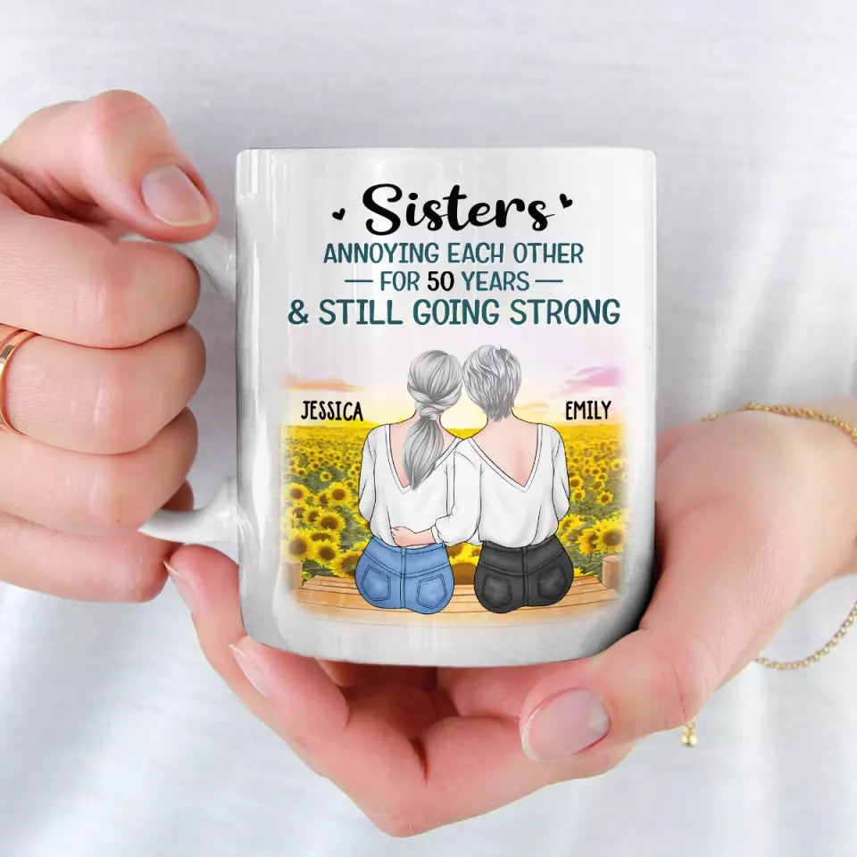 Des sœurs qui s'agacent depuis des années et qui sont toujours aussi fortes - Mug personnalisé Bestie - Cadeau pour meilleures amies, meilleures amies, sœurs