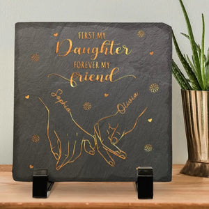 Le bonheur, c'est le temps entre mère et fille ! Pierre carrée personnalisée avec support pour famille - Cadeau pour maman et grand-mère