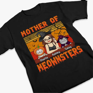 T-shirt, sweat à capuche et sweat-shirt unisexe personnalisé « Mother Of Meownsters » avec chat ; cadeau d'Halloween pour les propriétaires et les amoureux des animaux.