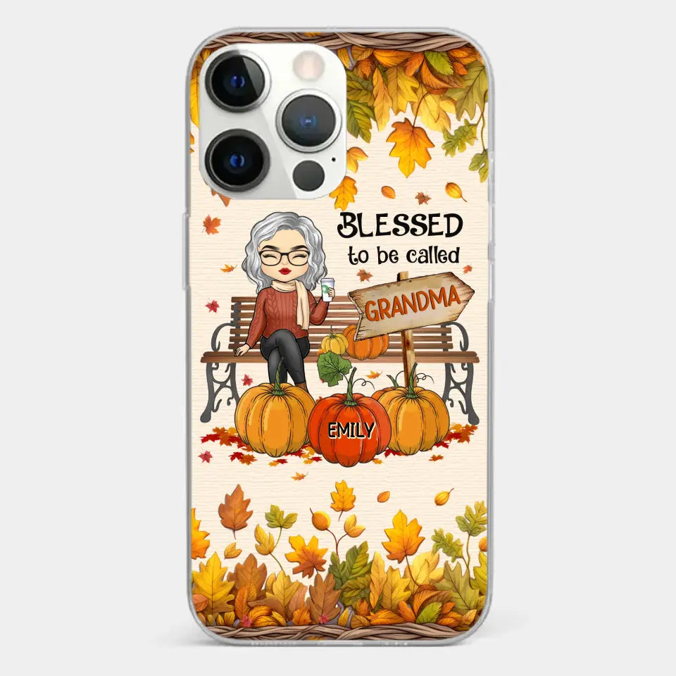 L'amour de grand-mère est le cœur de notre famille - Coque de téléphone transparente personnalisée pour la famille - Cadeau d'automne pour grand-mère