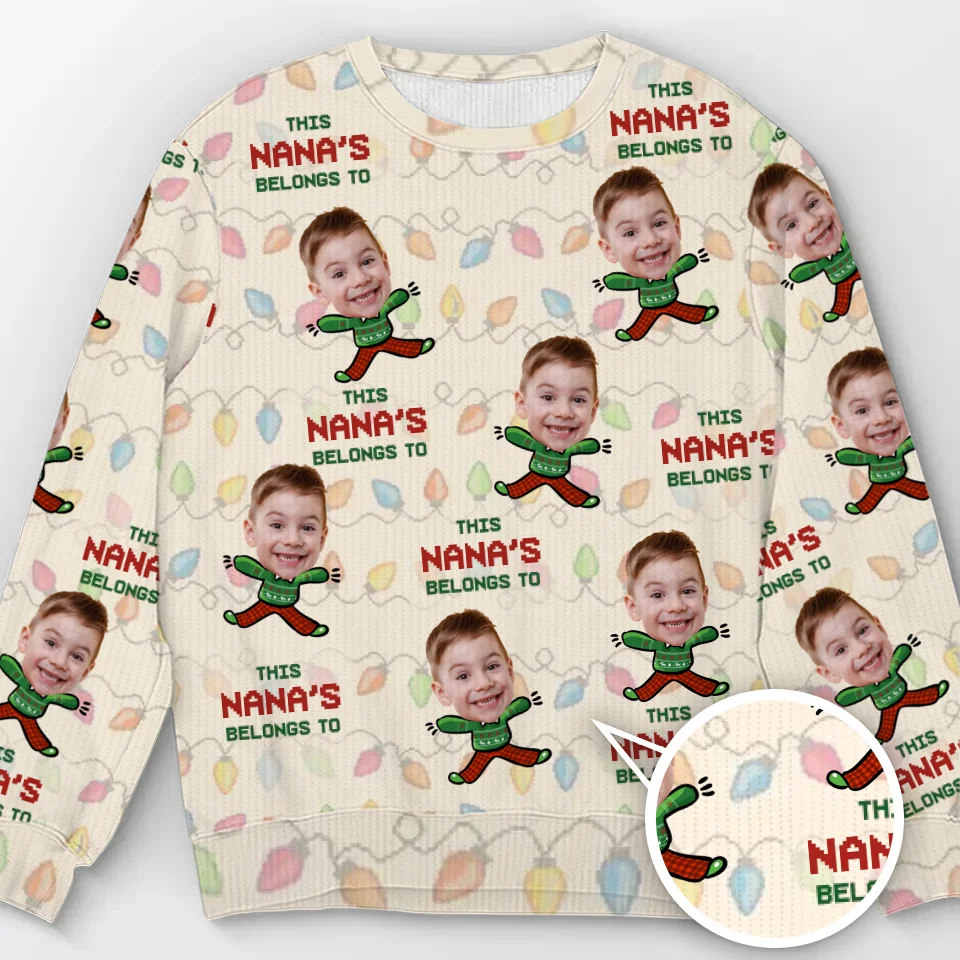 Un sweat-shirt personnalisé avec photo humoristique rend les réunions de famille plus amusantes - Sweat-shirt personnalisé moche et personnalisé pour la famille - Pull en laine unisexe - Cadeau de Noël pour maman et grand-mère