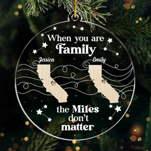 Chaque ornement raconte une histoire de notre unité - Ornement personnalisé pour la famille - Forme personnalisée en acrylique - Cadeau de Noël pour les membres de la famille