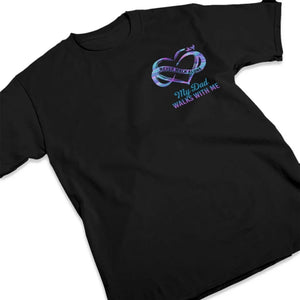 Ne marchez jamais seul - T-shirt, sweat à capuche et sweat-shirt unisexe personnalisé commémoratif - Cadeau de condoléances pour les membres de la famille