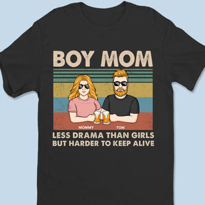 Moins de drame, plus de chaos - T-shirt unisexe personnalisé pour la famille, t-shirt premium, sweat à capuche - Cadeau de fête des mères pour maman, fils