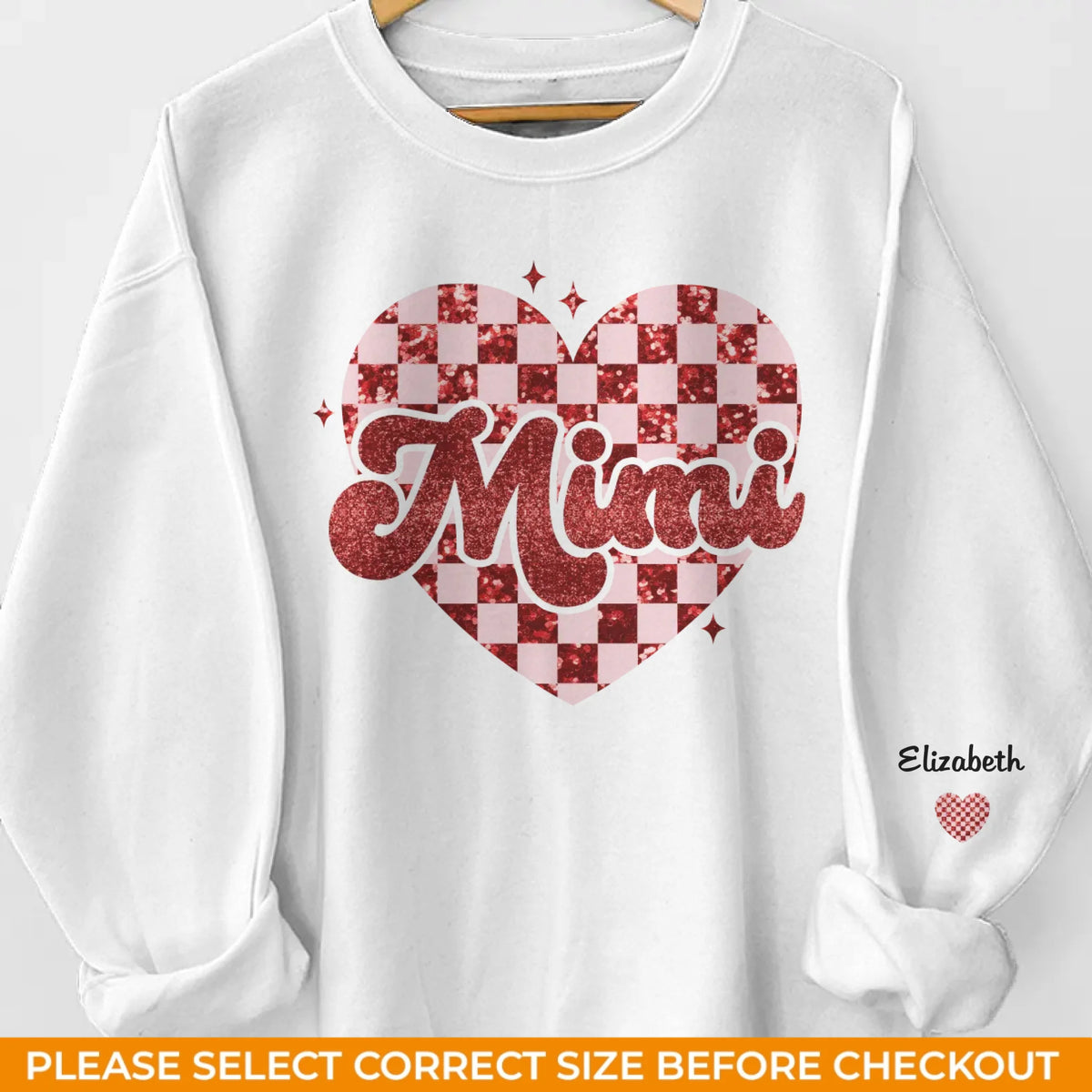 Elle tisse de la chaleur dans mon cœur - Sweat-shirt unisexe personnalisé avec motif sur la manche - Cadeau pour maman, grand-mère