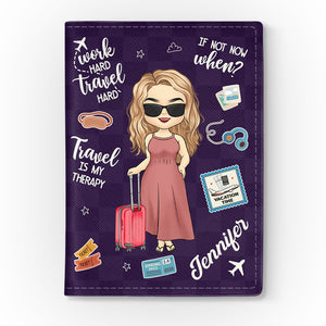 Voyager est ma thérapie ! Étui de passeport personnalisé, cadeau pour les amoureux du voyage.