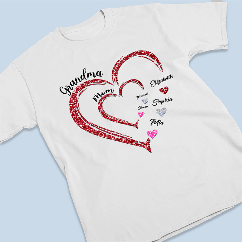 Un jardin d'amour pousse dans le cœur d'une grand-mère - T-shirt unisexe personnalisé, sweat à capuche, sweat-shirt - Cadeau pour maman, grand-mère