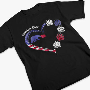 T-shirt unisexe personnalisé « Cœur patriotique » de Maman Ourse – Cadeau du 4 juillet