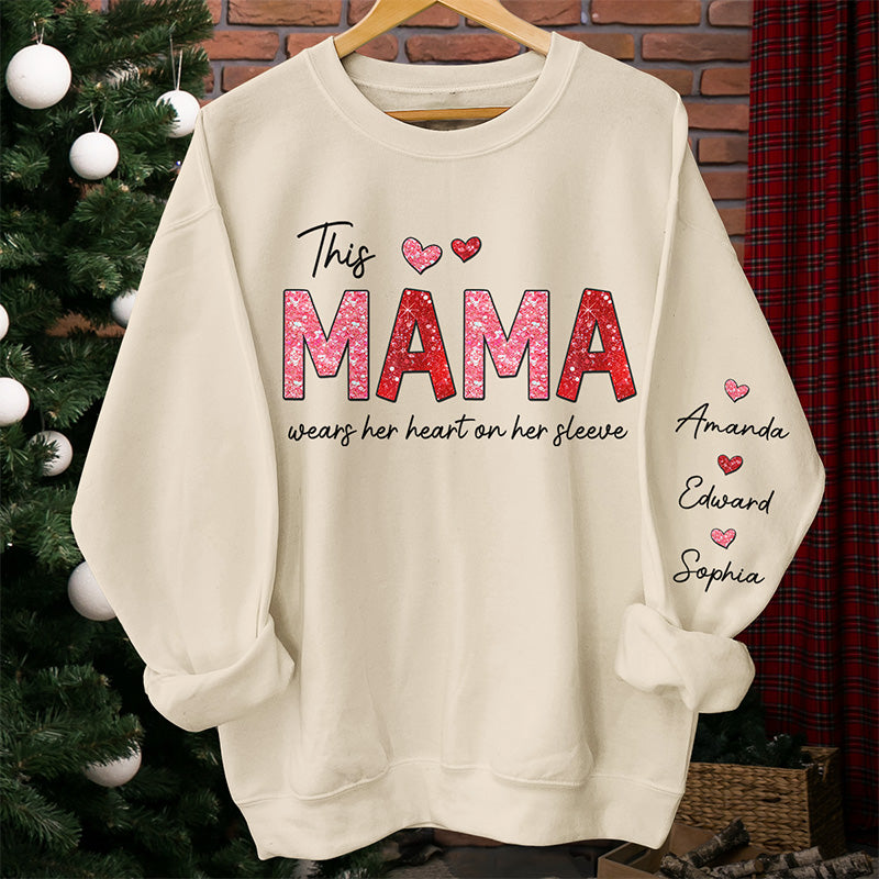 Cette Abuela porte son cœur sur sa manche - Sweat-shirt unisexe personnalisé avec motif sur la manche - Cadeau pour maman, grand-mère