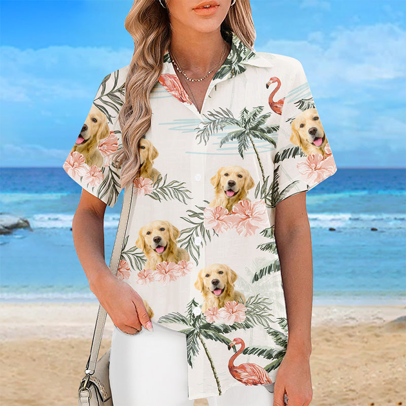 T-shirt hawaïen tropical unisexe personnalisé avec photo « L'été est dans l'air » pour chien et chat - Cadeau de vacances d'été, cadeau pour propriétaires d'animaux et amoureux des animaux