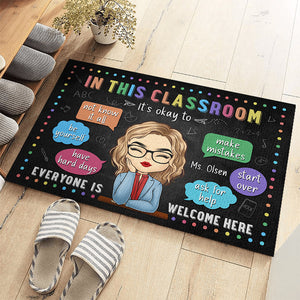 C'est normal de ne pas tout savoir - Tapis décoratif personnalisé pour la maison - Cadeau de pendaison de crémaillère pour l'enseignant, retour à l'école