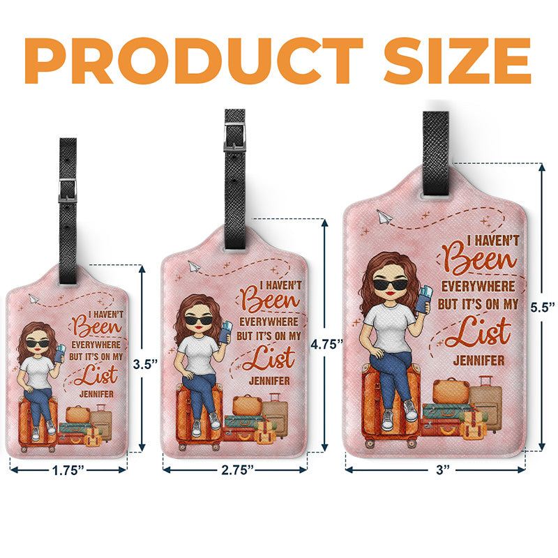 Je suis une fille qui aime voyager - Étiquette de bagage personnalisée - Cadeau de vacances, cadeau pour les amateurs de voyages d'aventure