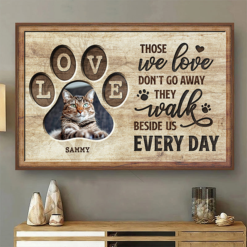 Affiche photo personnalisée « Promenez-vous à nos côtés tous les jours » - Affiche de décoration horizontale personnalisée pour chien et chat - Cadeau de pendaison de crémaillère pour propriétaires et amoureux des animaux