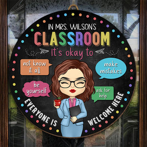 Tout le monde est le bienvenu ici - Panneau en bois rond personnalisé pour enseignant - Cadeau de pendaison de crémaillère pour enseignant, retour à l'école
