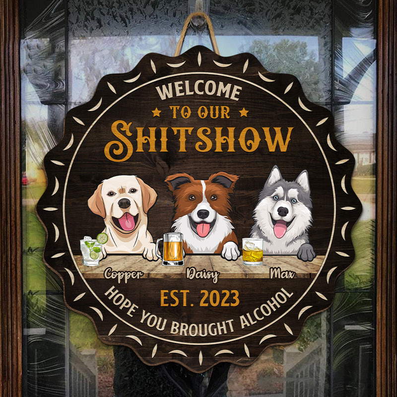 Humain, n'oubliez pas de nous apporter de l'alcool - Panneau en bois personnalisé pour chien et chat - Cadeau de pendaison de crémaillère pour propriétaires et amoureux des animaux