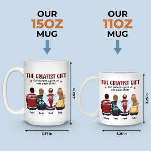 Peut-être à distance, mais jamais au cœur - Tasse personnalisée familiale - Cadeau de Noël pour frères et sœurs