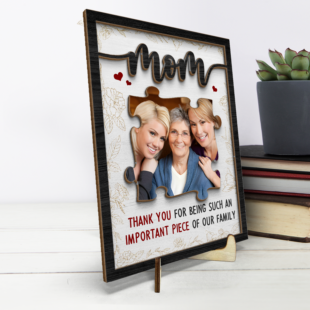 Photo personnalisée : Un élément important de notre famille - Plaque en bois personnalisée à 2 couches avec support - Cadeau de pendaison de crémaillère pour maman et grand-mère