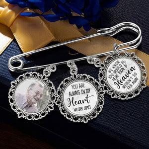 Photo personnalisée « Tu es toujours dans mon cœur » - Épingle à revers ronde personnalisée, broche - Cadeau de condoléances pour les membres de la famille