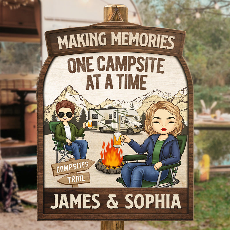 Camping : créez des souvenirs - Panneau en bois personnalisé pour la décoration de votre maison - Cadeau de pendaison de crémaillère pour couples, mari et femme, amoureux du camping