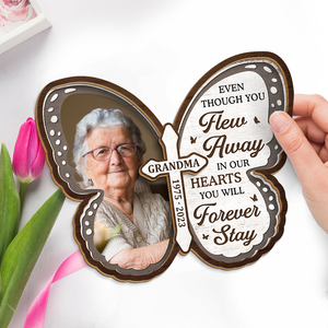 Photo personnalisée dans nos cœurs, vous resterez à jamais - Plaque commémorative personnalisée en bois à 2 couches avec support - Cadeau de condoléances pour les membres de la famille