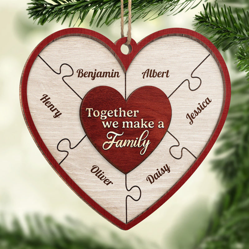 Ensemble, nous formons une famille - Décoration personnalisée pour la famille - En forme de cœur en bois - Cadeau de Noël pour les membres de la famille