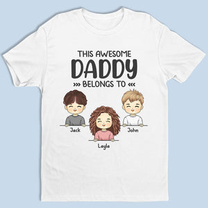 Ce papa génial appartient aux enfants - T-shirt, sweat à capuche et sweat-shirt unisexe personnalisé pour la famille - Cadeau pour les membres de la famille