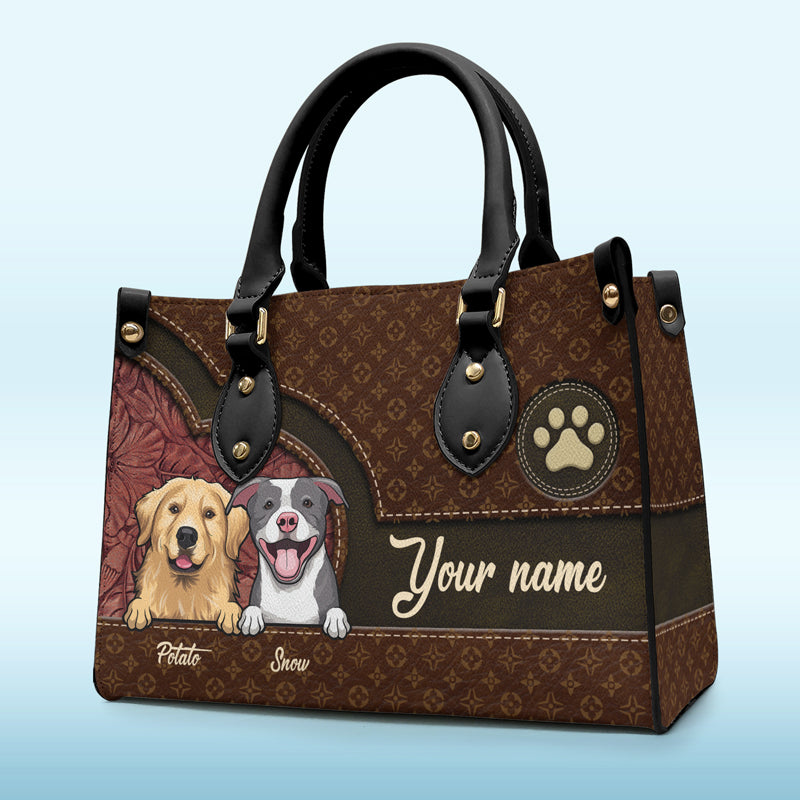 La vie est meilleure avec votre adorable petit animal en fourrure ! Sac à main en cuir personnalisé pour chien et chat ! Cadeau idéal pour les propriétaires et les amoureux des animaux.