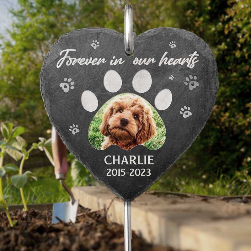 Photo personnalisée que vous avez laissée sur nos cœurs - Ardoise et crochet de jardin commémoratif personnalisés - Cadeau de condoléances, cadeau pour propriétaires d'animaux, amoureux des animaux