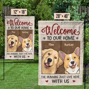 Bienvenue chez nous - Drapeau personnalisé pour chien et chat - Cadeau pour les amoureux des animaux et les propriétaires d'animaux